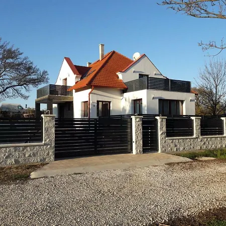 Boksay Apartman Apartment Balatonudvari