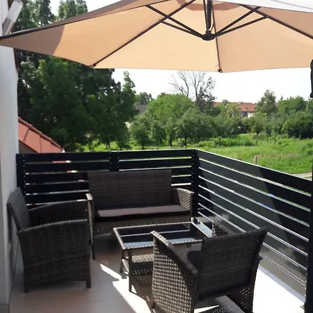 Boksay Apartman Διαμέρισμα Balatonudvari